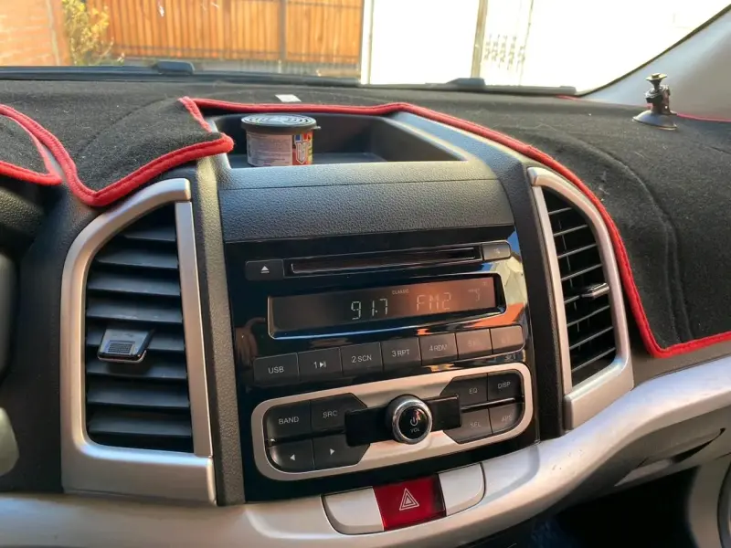 Auto SUV con porta equipajes - 2
