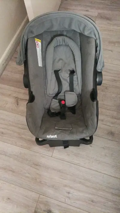 Silla de auto Infanti gris - miniatura 1