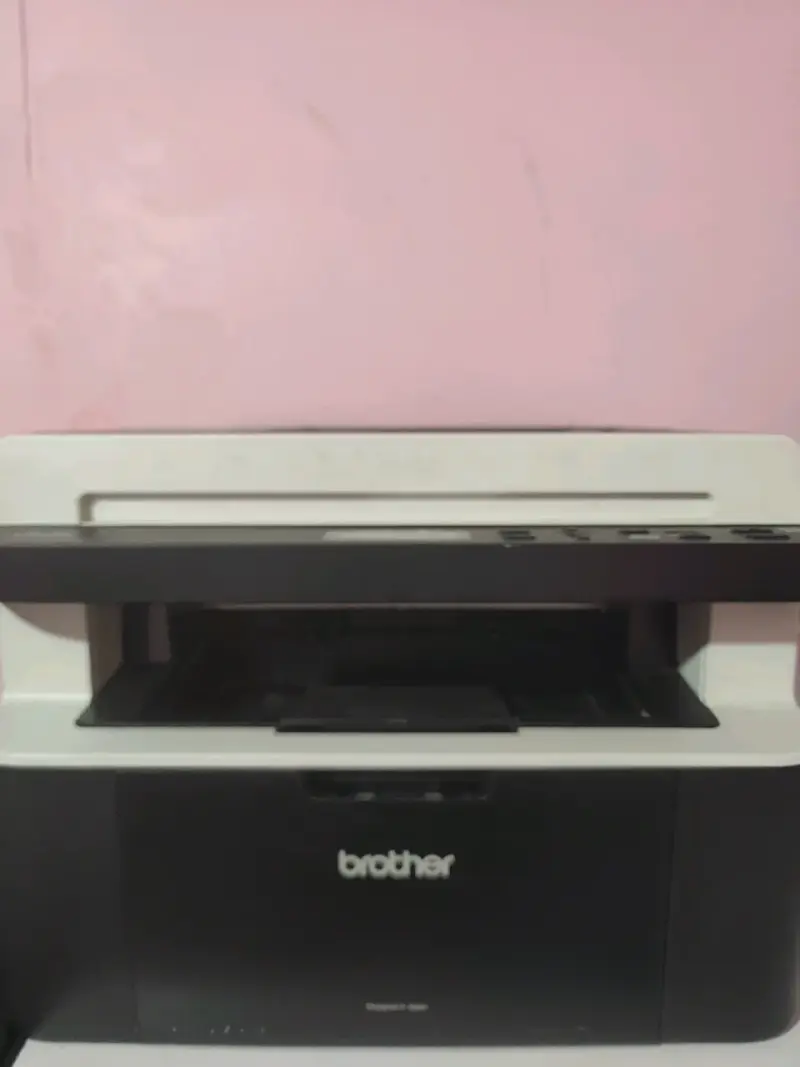 Impresora multifuncional Brother DCP-1617NW - 3