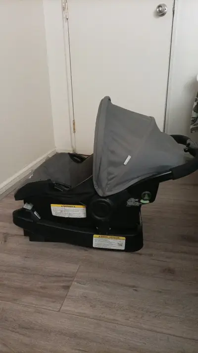 Silla de auto Infanti gris - miniatura 2