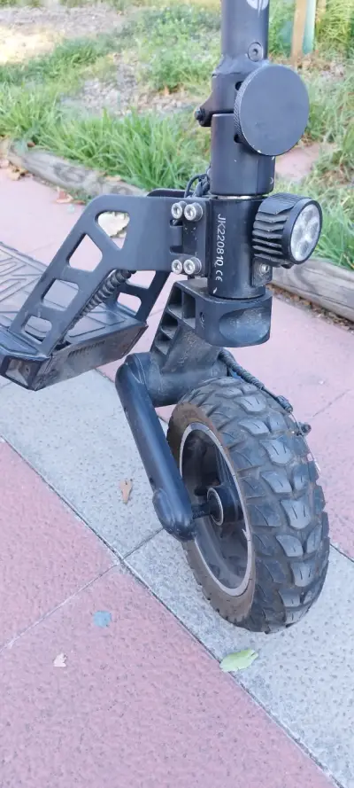 Scooter eléctrico - miniatura 2