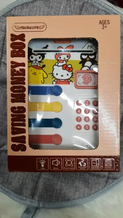 Caja fuerte inteligente hello kitty - miniatura 4