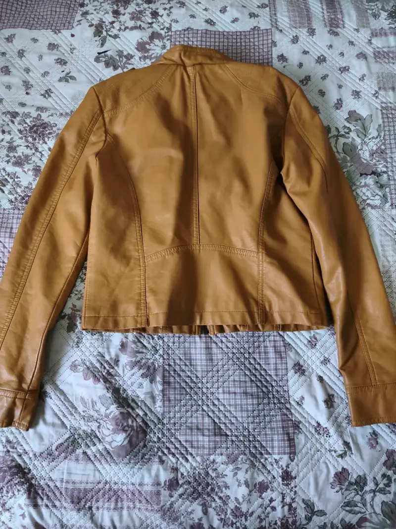 Chaqueta de cuero color mostaza - 4