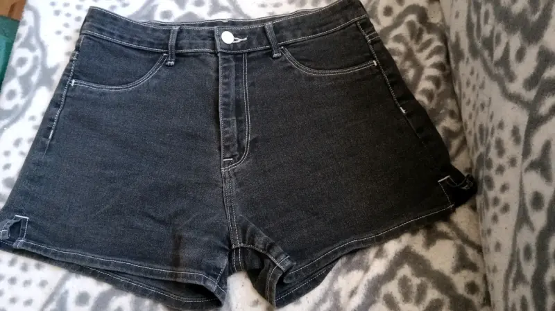 Shorts de mezclilla negro - 1