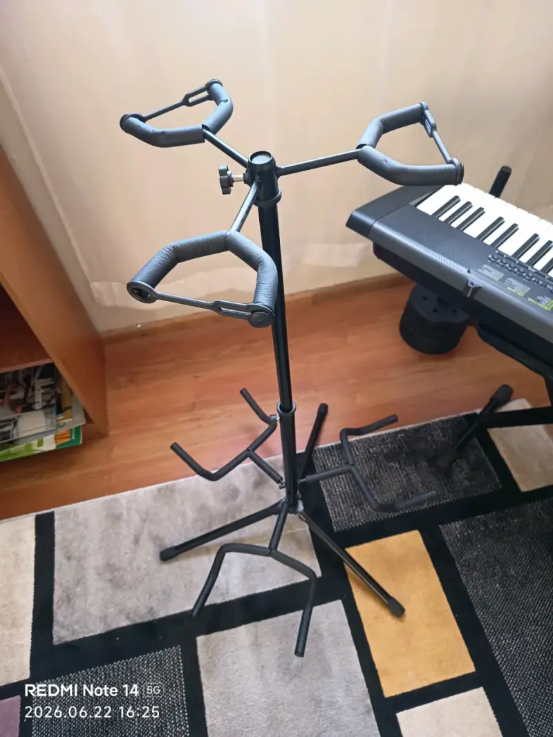 Atril Soporte Triple para guitarra y bajo - 1