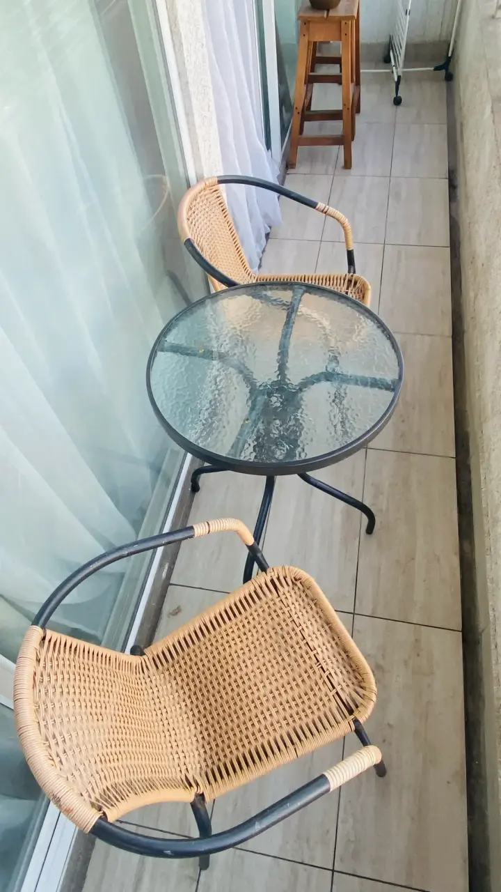 Set terraza con mesa redonda - 1