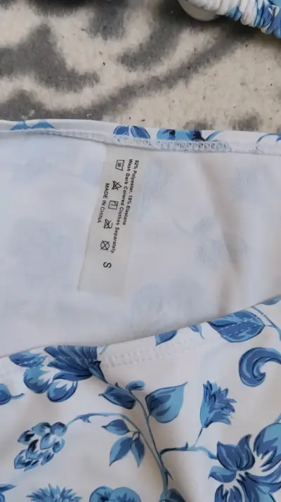 Bikini estampado floral azul - miniatura 2