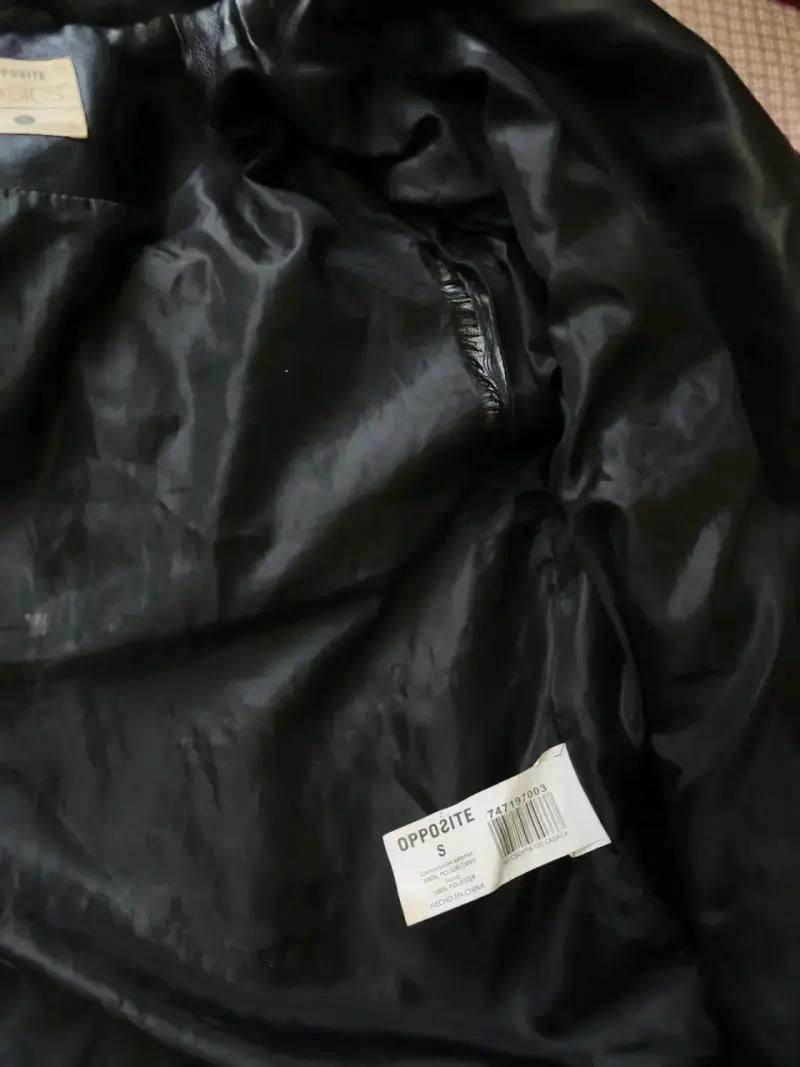 Chaqueta cuero negra estilo biker - 4