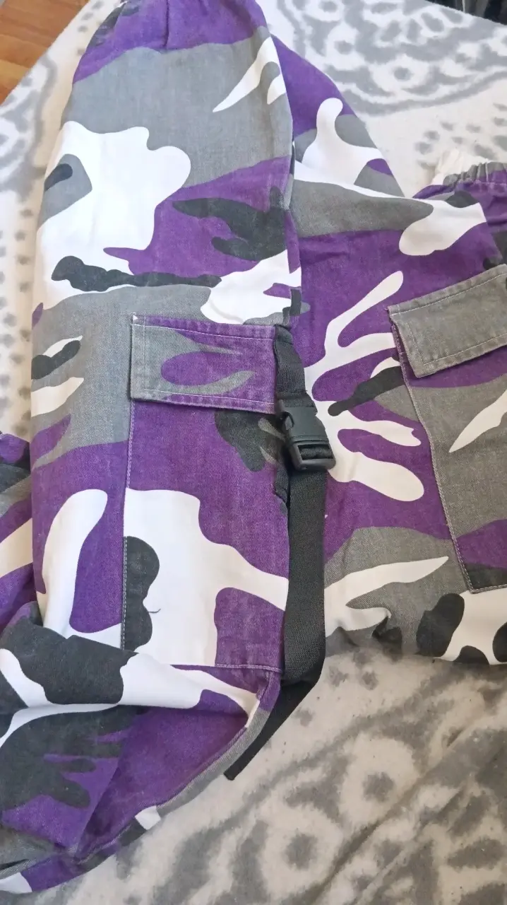 Pantalones camuflados morados - 2