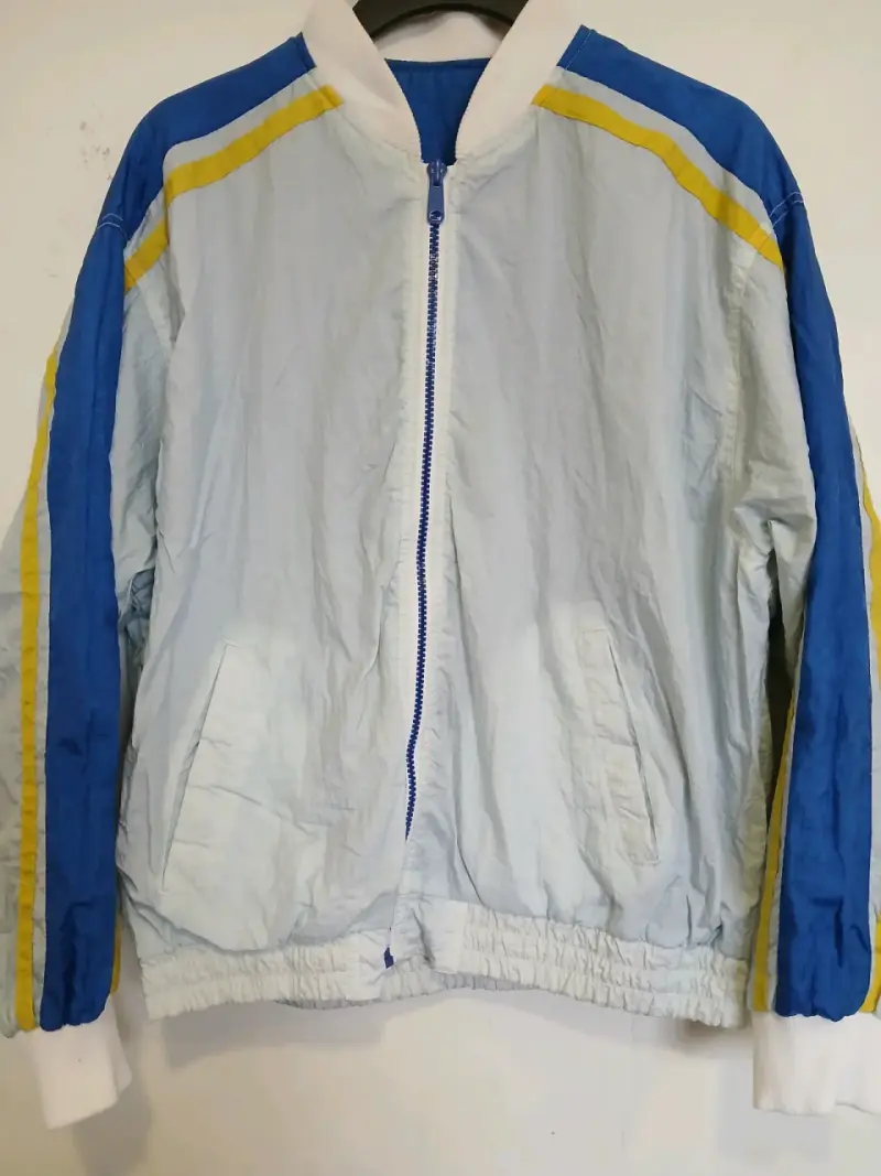 Chaqueta azul cortavientos - 2