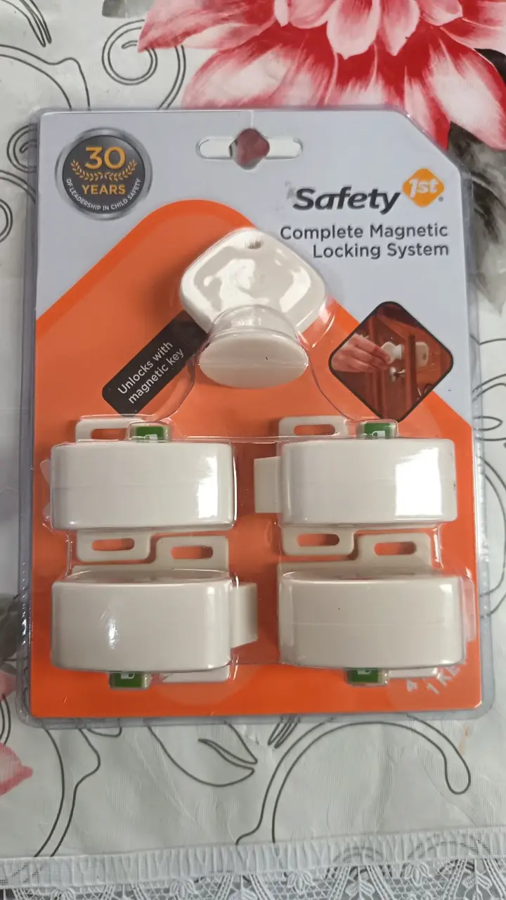 Sistema de cierre magnético Safety 1st - 1