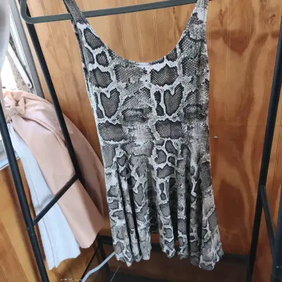 Vestido estampado reptil - miniatura 3