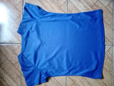 Polera deportiva morada de mujer - miniatura 3