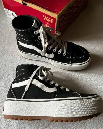 Zapatillas Vans plataforma - miniatura 3