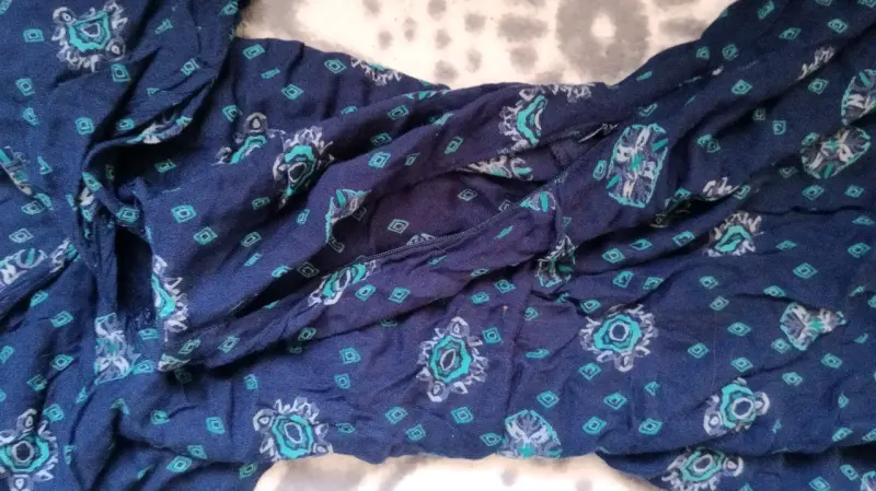 Vestido azul con estampado - 2