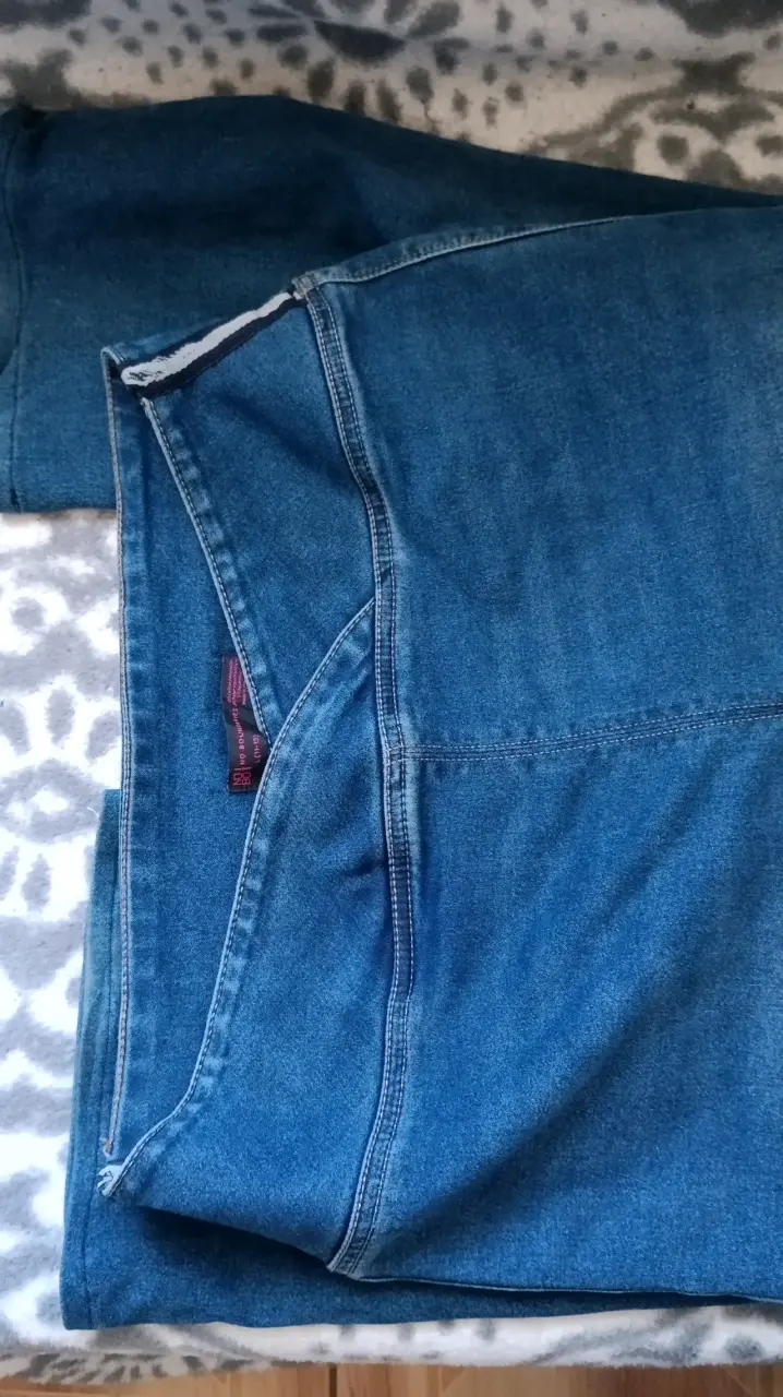 Jeans azul con detalles - 2