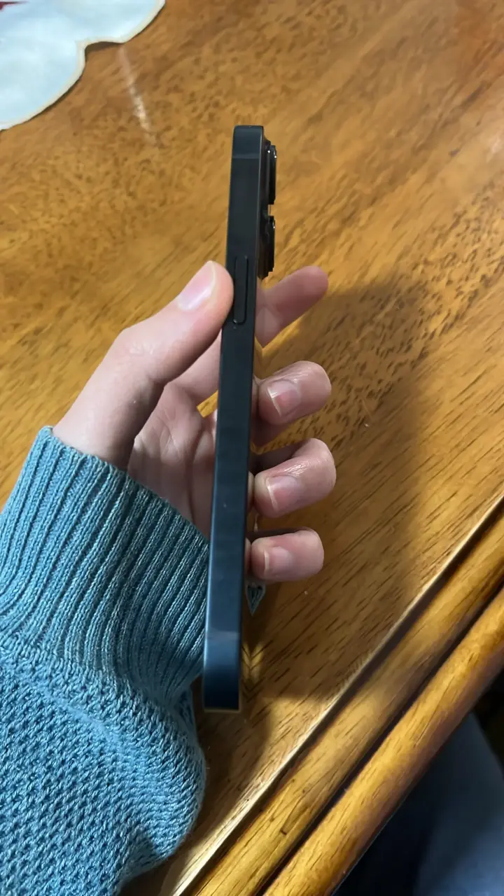 Iphone 14 - 3