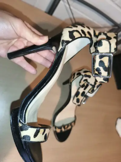 Sandalias de tacón animal print Calvin Klein - miniatura 2