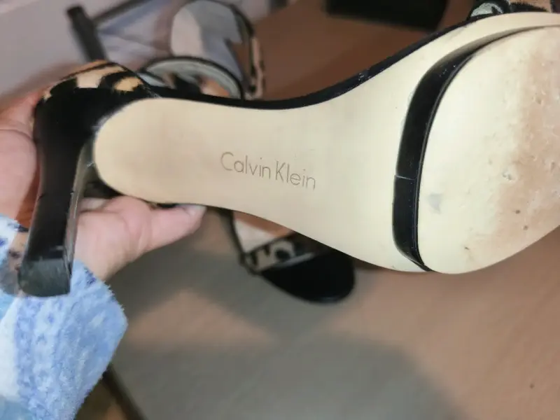 Sandalias de tacón animal print Calvin Klein - 4