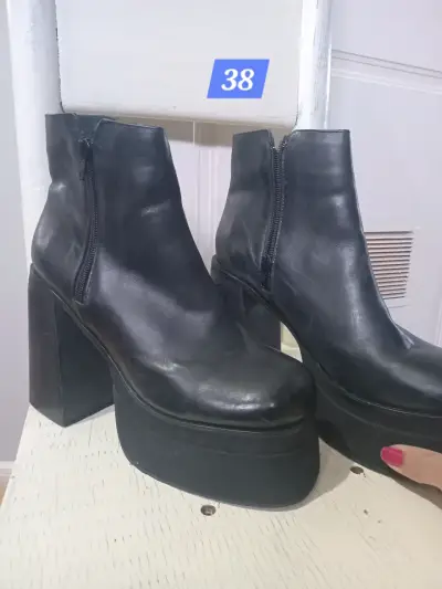 Zapatillas blancas con brillo - miniatura 4