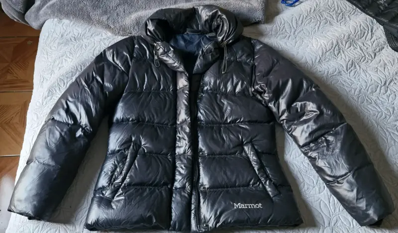 Chaqueta de plumas negra Marmot - 1