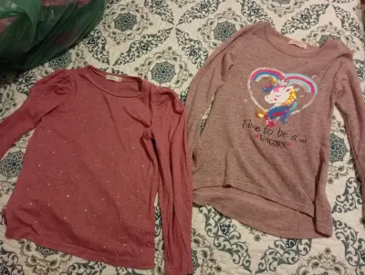 Conjunto de poleras y tops variados - miniatura 3