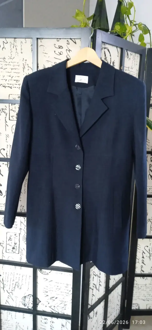 Blazer azul marino elegante3/4