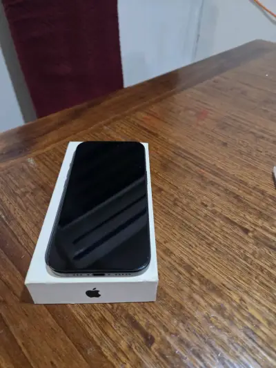 Iphone 15 Black 128 GB - miniatura 2