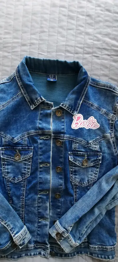 Chaqueta Efesis de mezclilla Barbie - miniatura 3