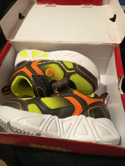 Zapatillas n°22 deportivas infantiles - miniatura 1