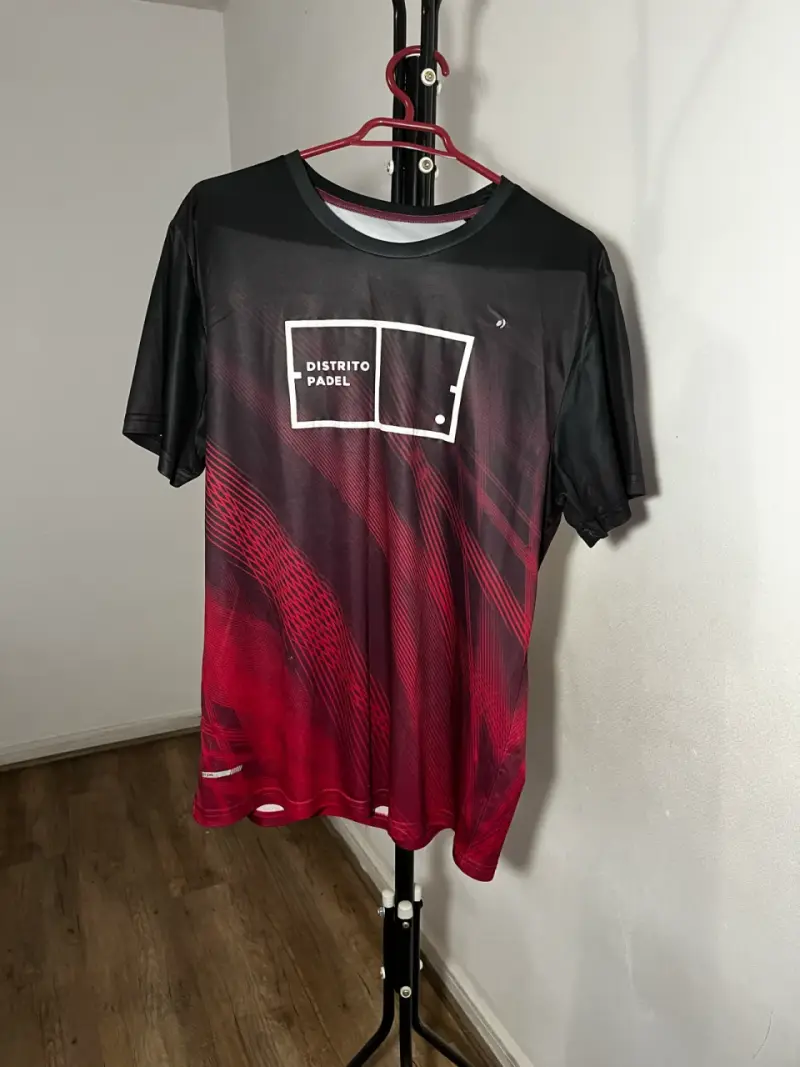 Polera deportiva Distrito Padel - 1