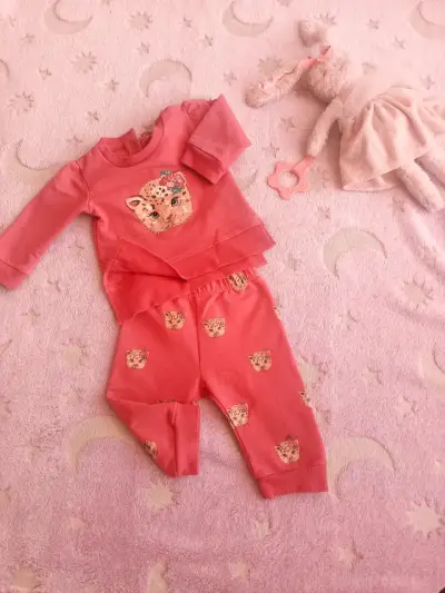 Ropa de niña desde la talla 6 a 12 meses - miniatura 1