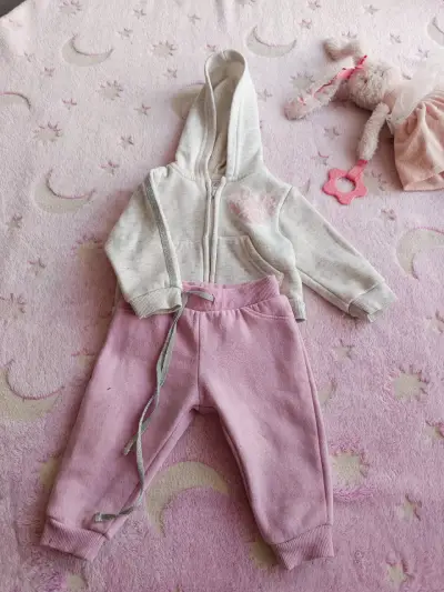 Ropa de niña desde la talla 6 a 12 meses - miniatura 4