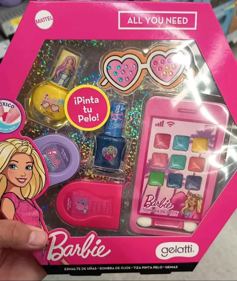 Set de belleza Barbie para niñas