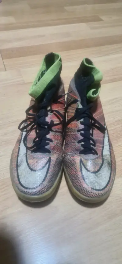 Zapatillas nike deportivas coloridas - miniatura 1