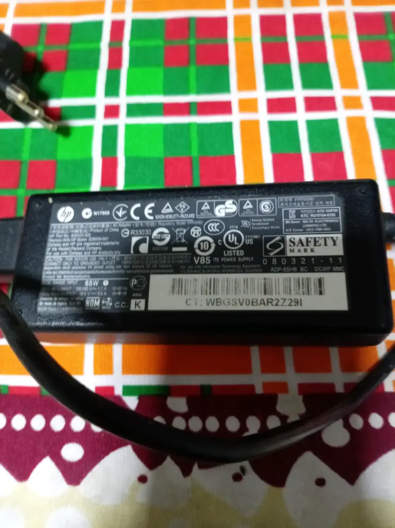 Cargador HP 65W - 3
