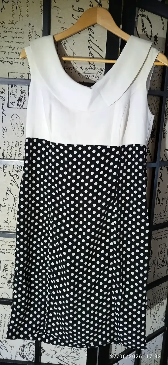 Vestido blanco con lunares negros - 3