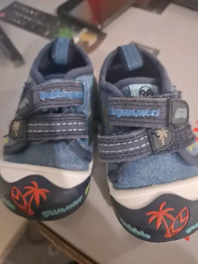 Zapatos infantiles azules Bubblegummers - miniatura 1