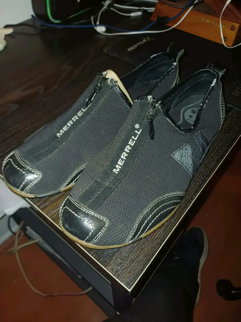Zapatillas Merrell negras - 2