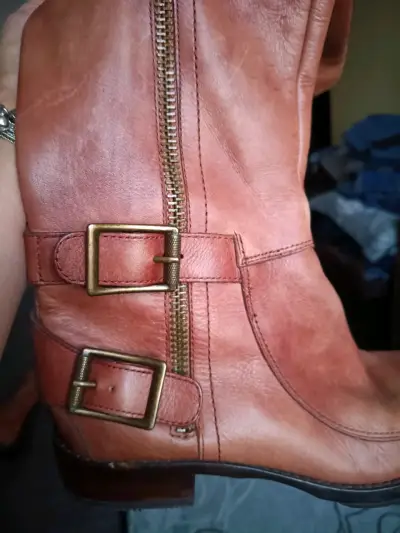 Botas altas de cuero marrón - miniatura 3