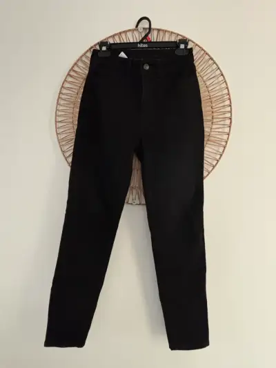 Jeans negros Mom American Eagle talla 00 - miniatura 2
