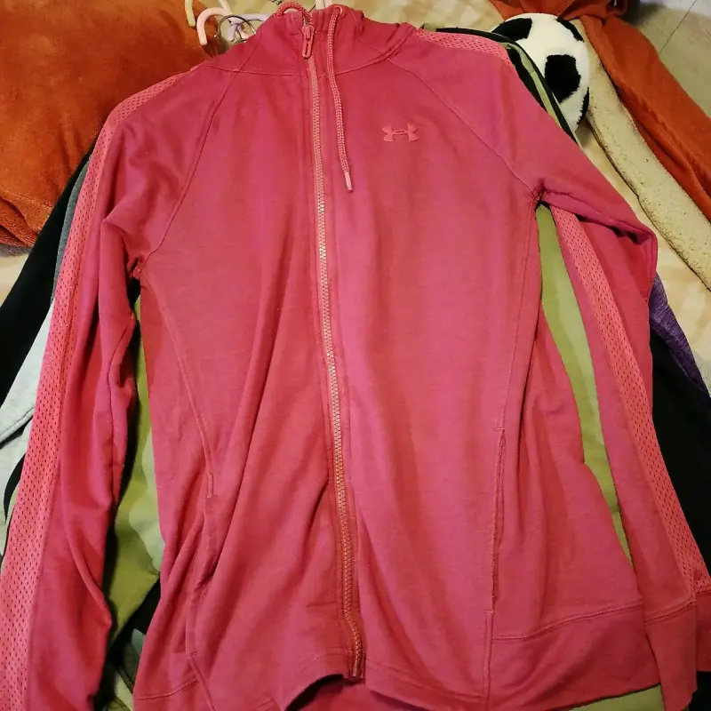 Chaqueta deportiva rosa con cierre - 1