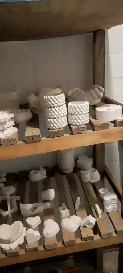 Piezas de yeso venta al por mayor y por unidad - miniatura 1
