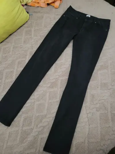 Jeans negros para niña - miniatura 1
