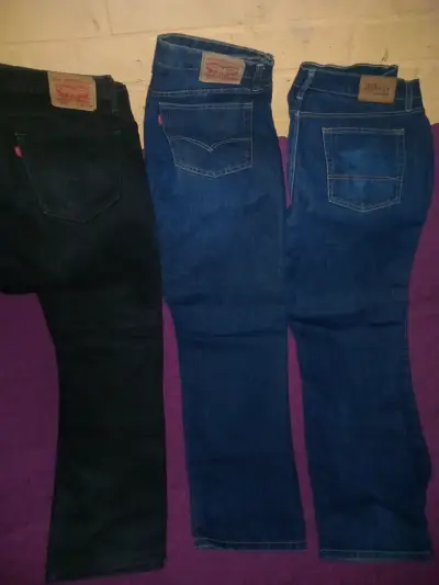 Jeans Levi's y Tommy Hilfiger - miniatura 5