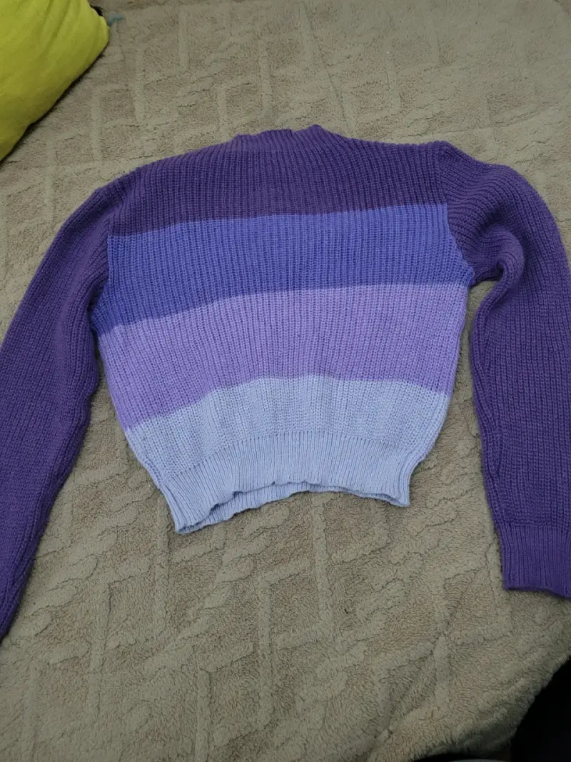 Suéter rayado morado - 3