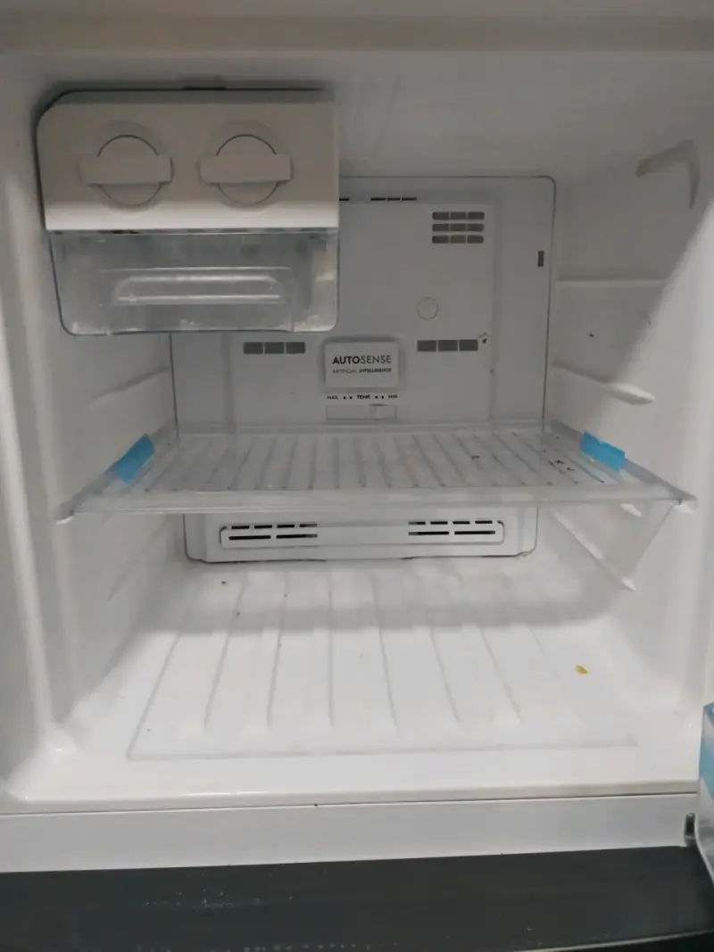 Refrigerador de acero inoxidable - 6