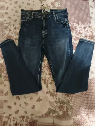 Jeans azul clásico - miniatura 1