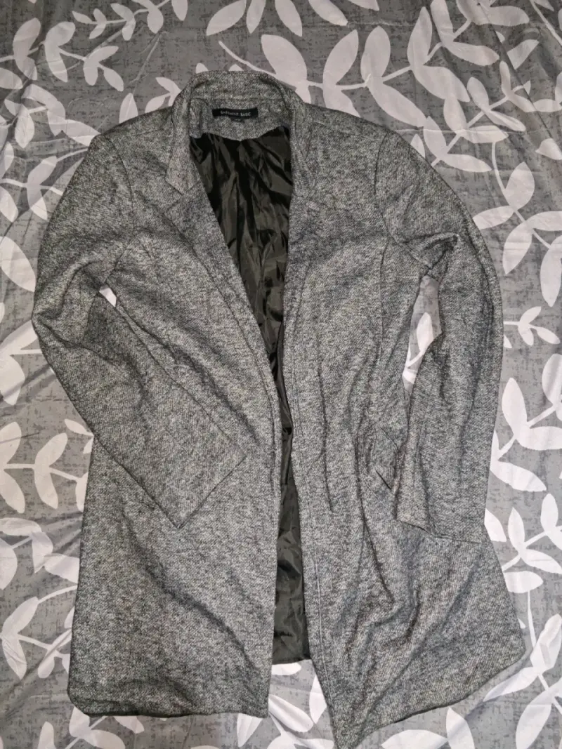 Abrigo gris elegante - 1