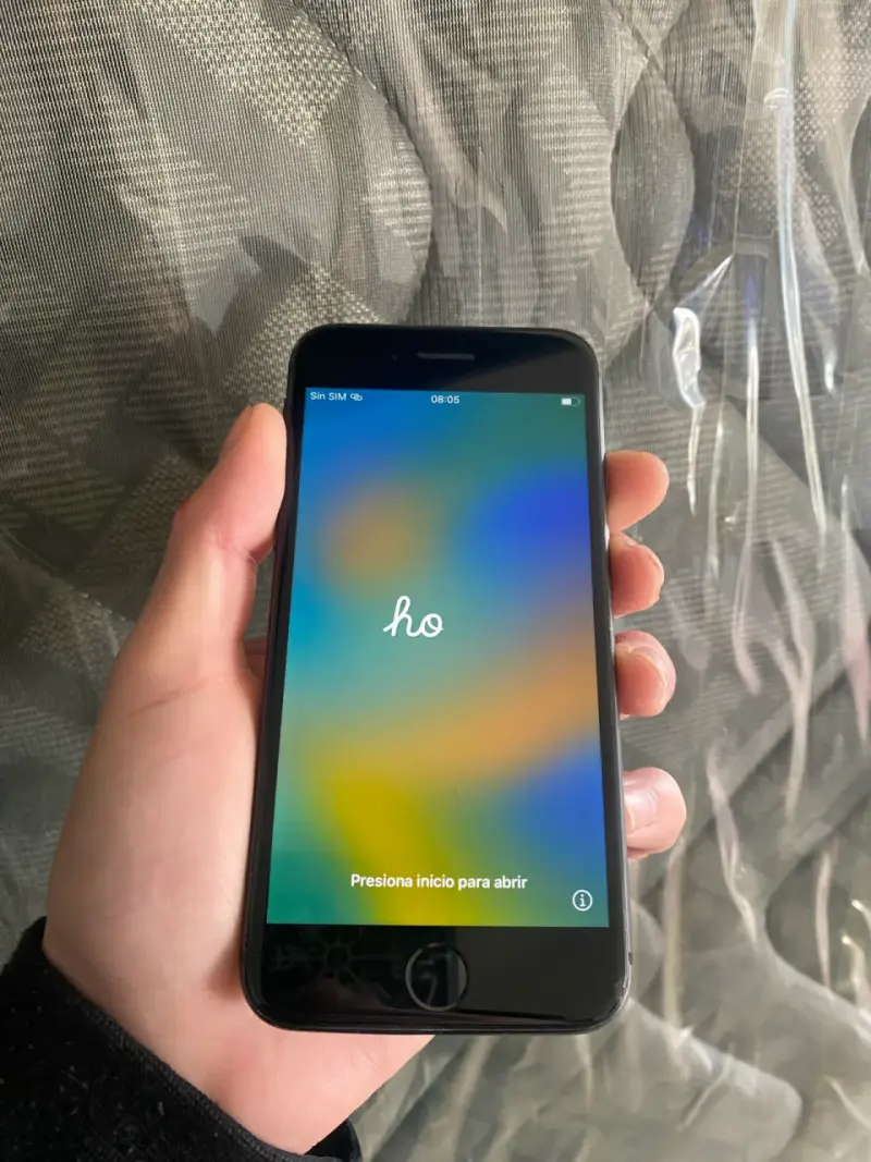 iPhone 8 usado - 1